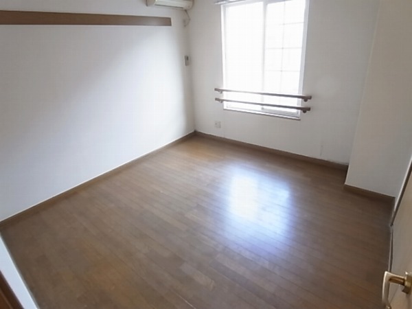 シューベルブ南青山 ベッドルーム