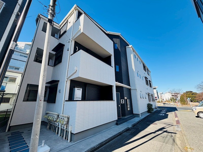 ＬＯＴＵＳ 外観写真