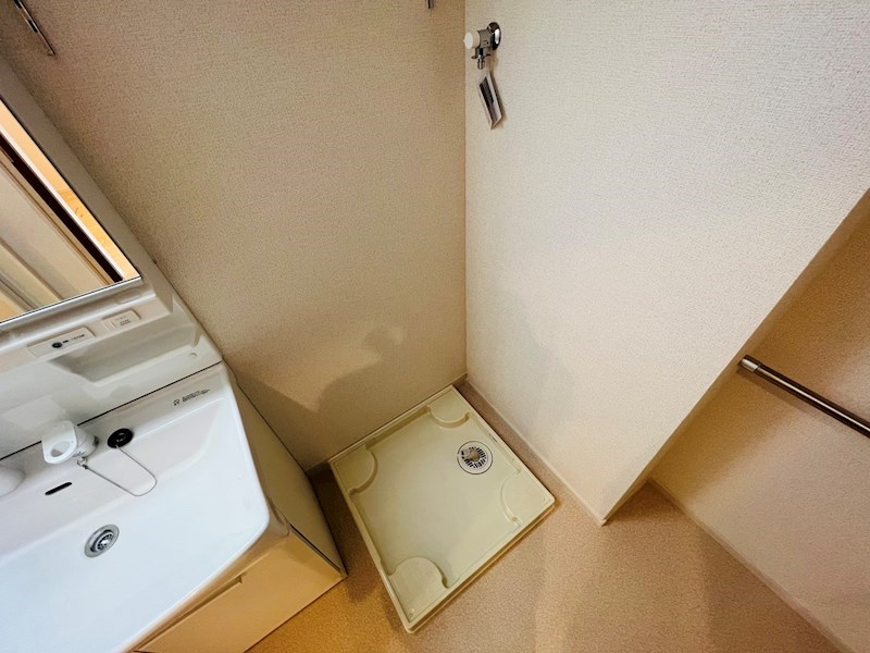 EAST　Ⅳ その他33