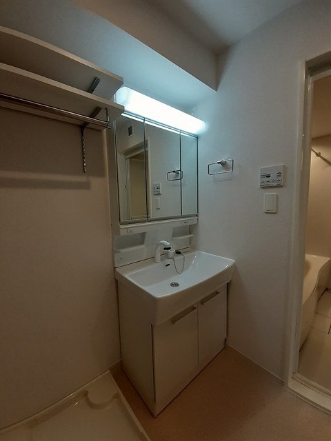 EAST　Ⅳ その他2