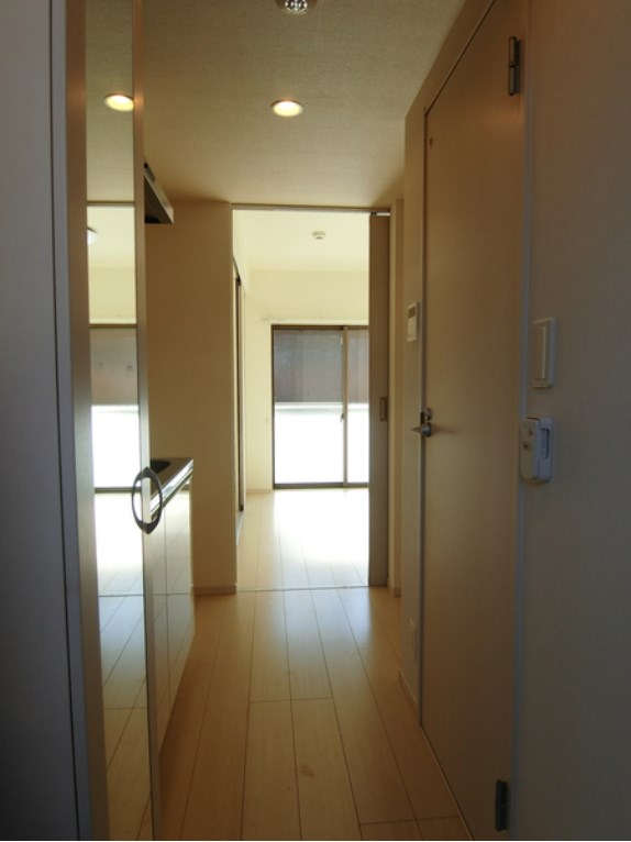 リブリ・パープルヒルⅡ 玄関