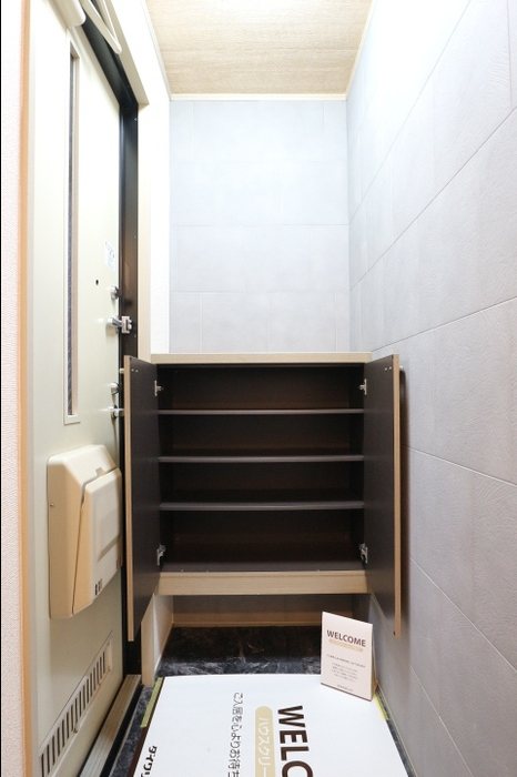 ピュアタウン南逆井Ｃ 玄関