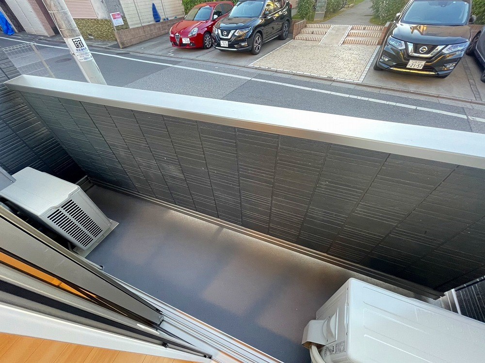 ルリアン西新井本町 ベランダ