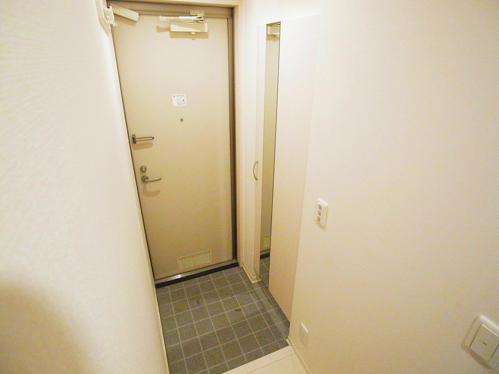 ラウレア　リノ 玄関
