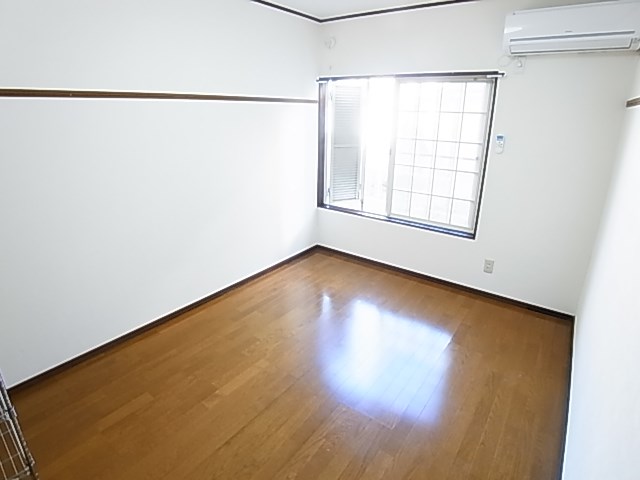 ハイムプリマヴェーラ（栗原） リビング