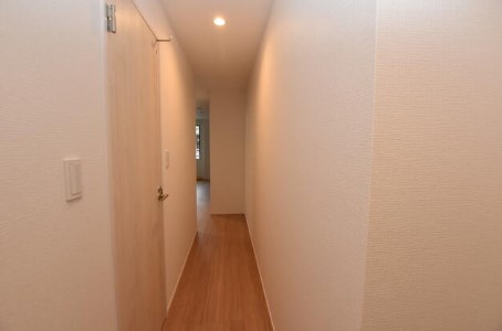 シャルム北千住 玄関