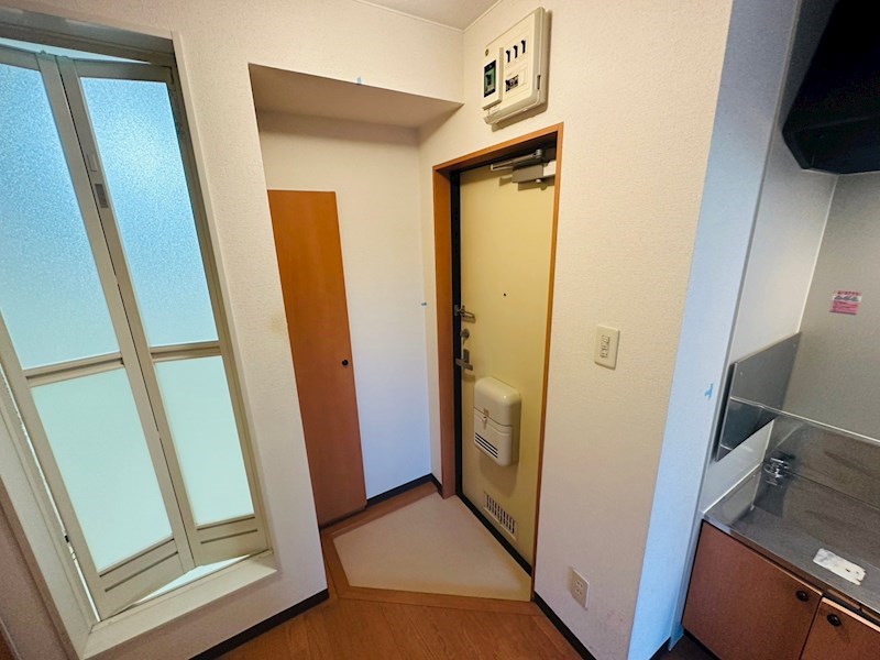 ローズアレイ  玄関