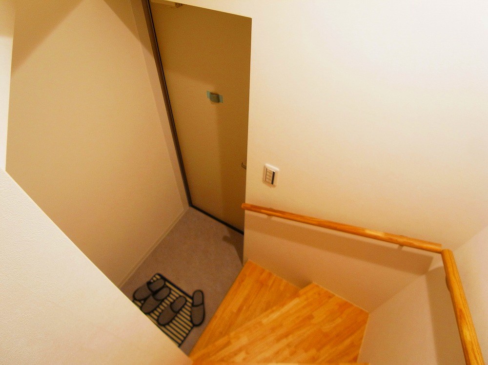 RMO（アールエムオー) 玄関