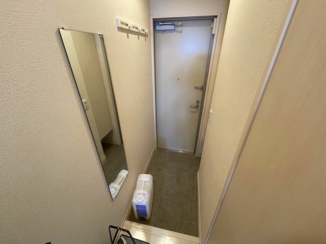 ルピナスＡ 玄関