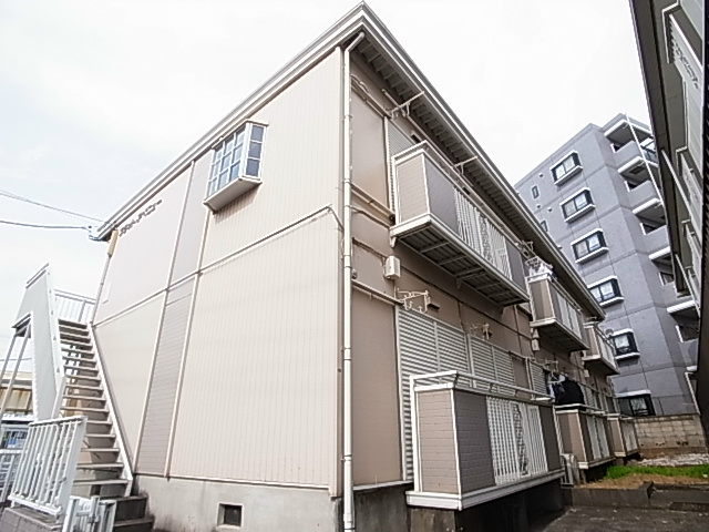 フラットアベニュー 201号室 外観