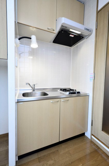 ロイヤルクレセント  キッチン