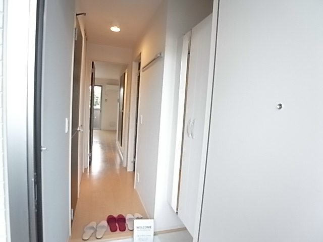 フォレストＩ 玄関