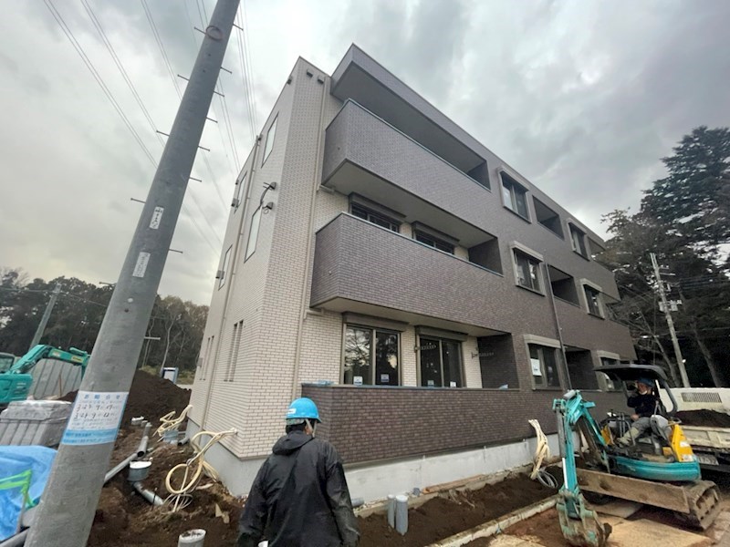 Y・ノヴェルB 301号室 外観