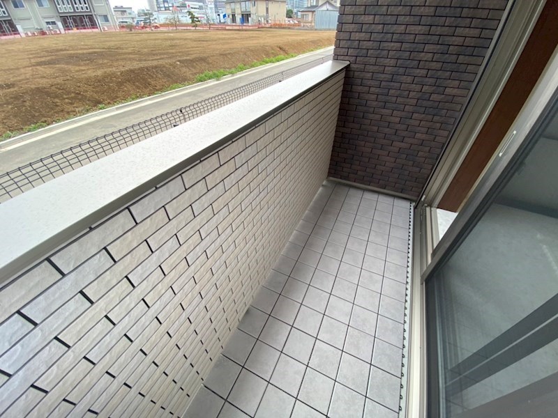 Y・ノヴェルB ベランダ