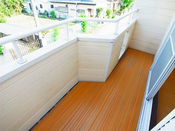ベルウッドA棟 ベランダ