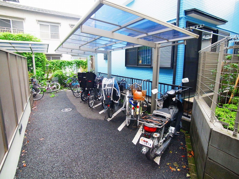 ヴェルドミールⅡ 駐車場