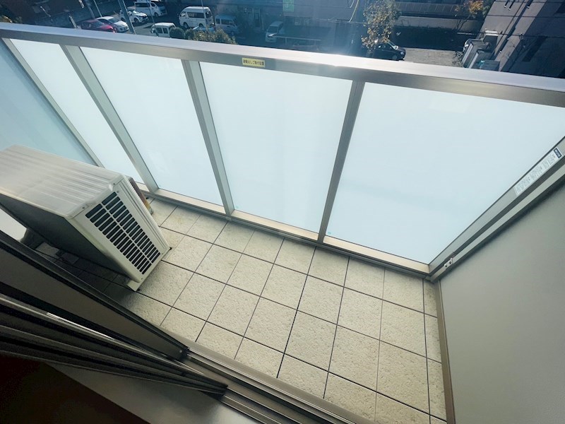 オブロン・ジ・エール ベランダ