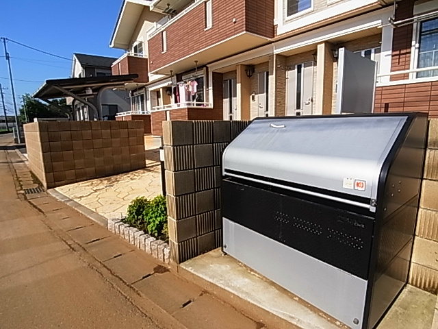 リズ　コリーヌ その他外観4