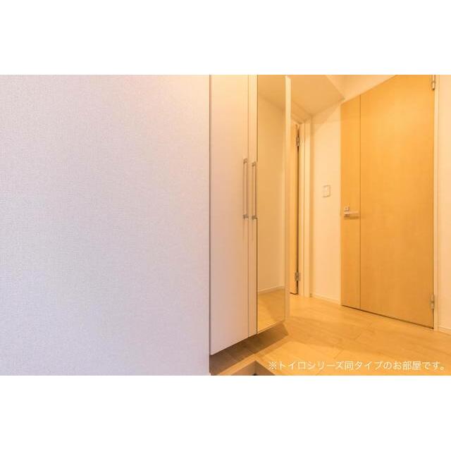 ウィステリア　ガーデン 玄関