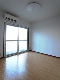 エムズマンション ベッドルーム