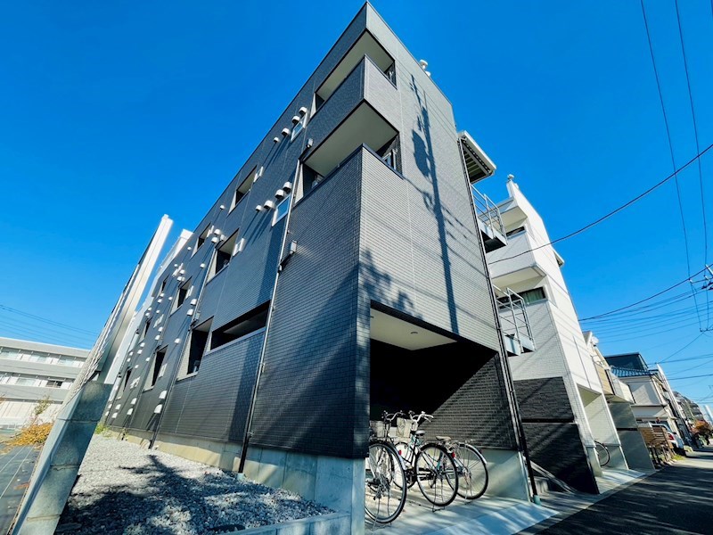 Grande北綾瀬West  外観写真