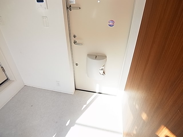 Ｒ－ＳＴＹＬＥ竹ノ塚１ｓｔ 玄関