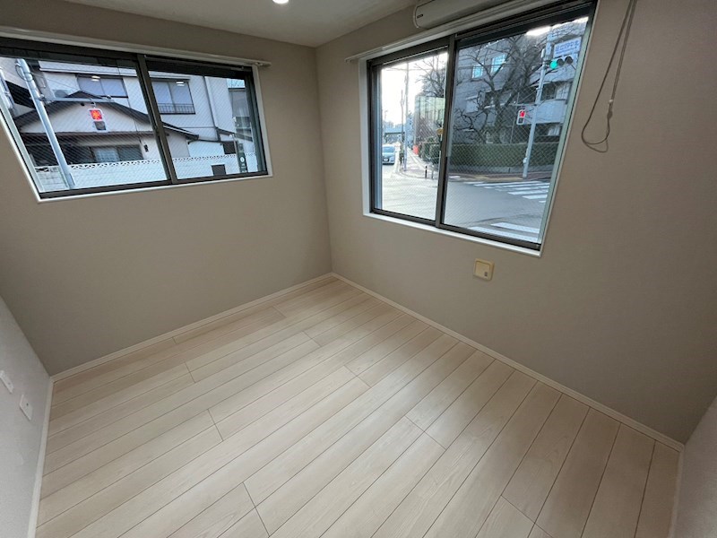 ellie梅島(エリーウメジマ) ベッドルーム