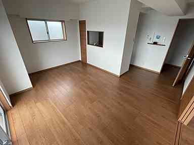 アーバハイツ六町2号館 リビング