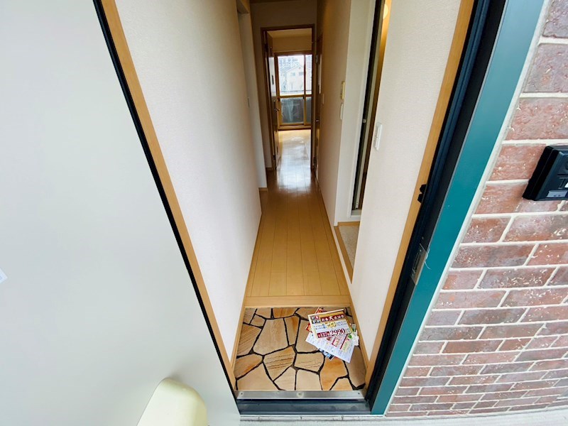 D-room 八反野 玄関