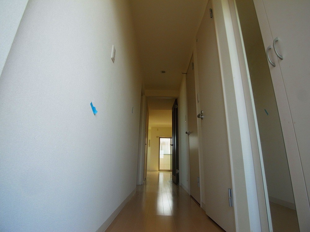 ピエールマルミット2 玄関