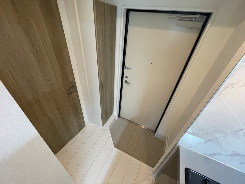 K RESIDENCE 柏 玄関