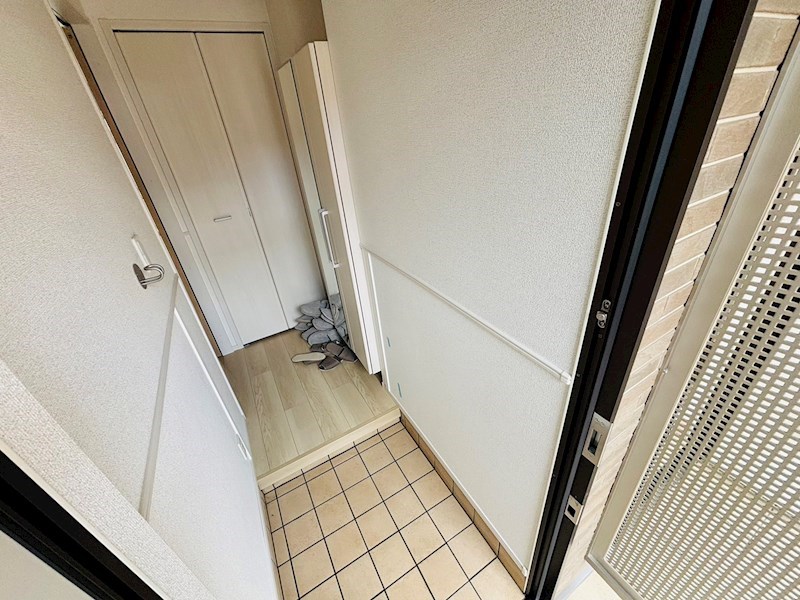 ノーブルＭ 玄関