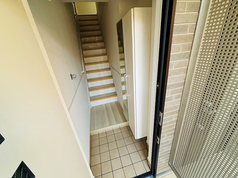 ノーブルＭ 玄関