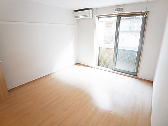 Ｆｉｆｔｈ　Ａｖｅｎｕｅ リビング