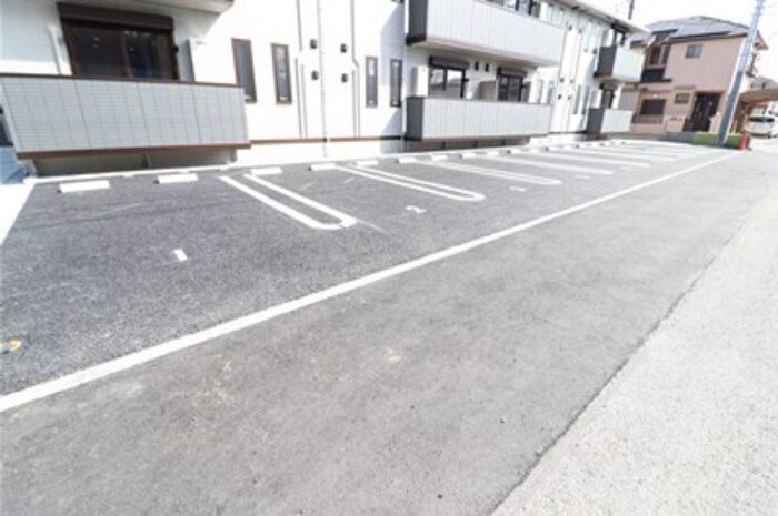 ラリュール その他外観1