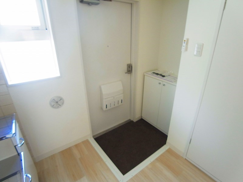 柏東ハイツ  玄関