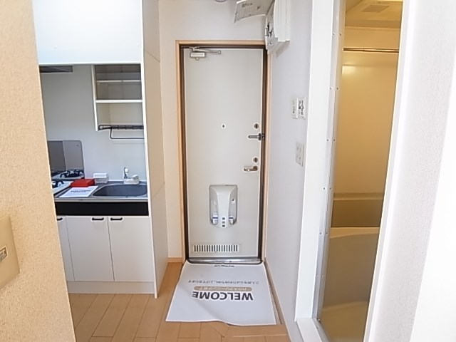 プランドール１ 玄関