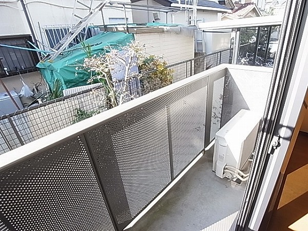 グレースUEMURA ベランダ