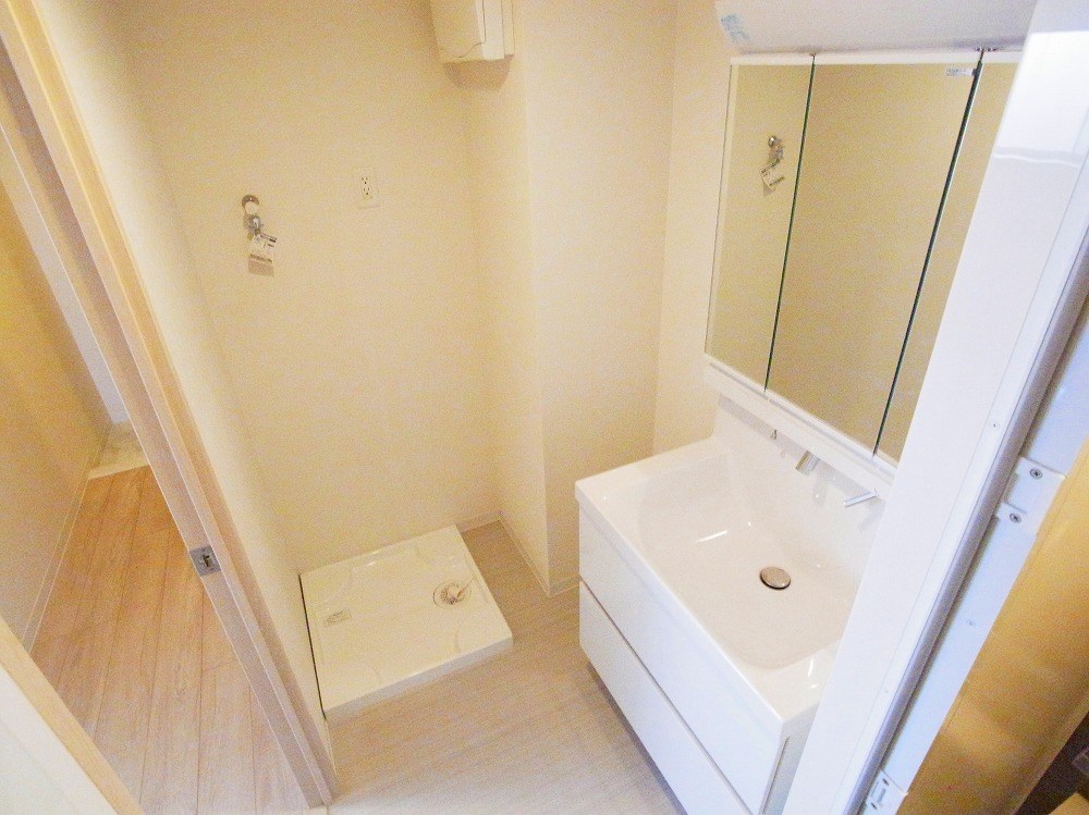 ＳＨＩＮＳＵＩ　ＲＥＩＷＡ　 その他2