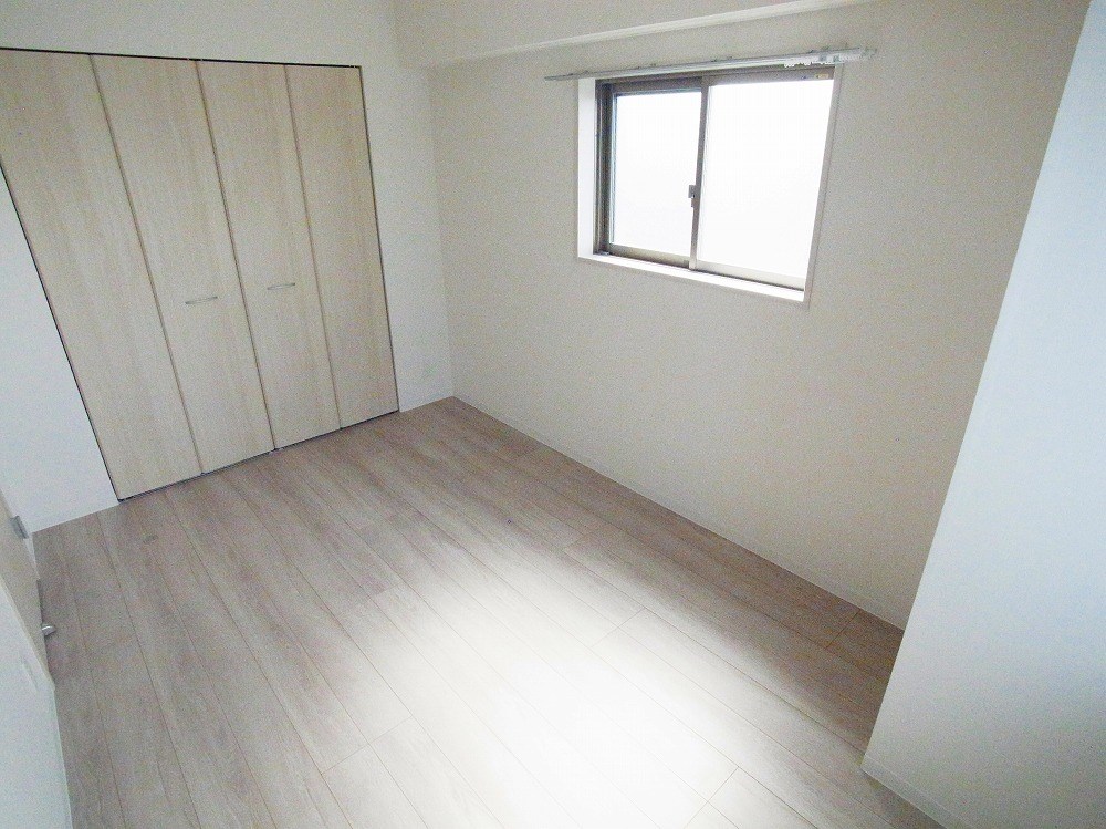 ＳＨＩＮＳＵＩ　ＲＥＩＷＡ　 ベッドルーム