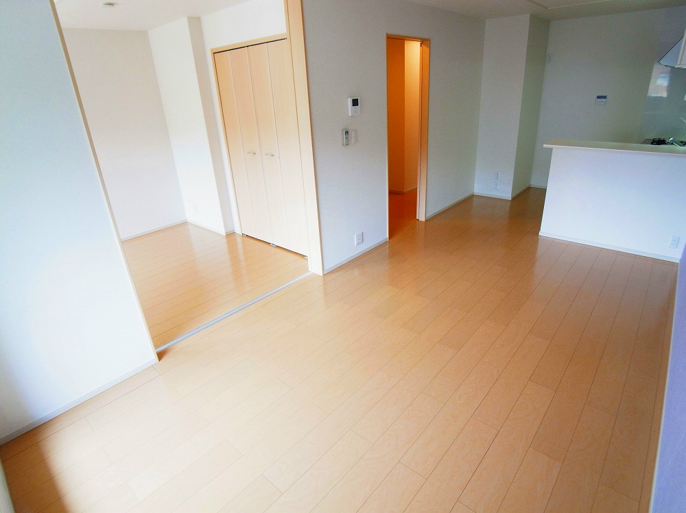 ジュネス新木 リビング