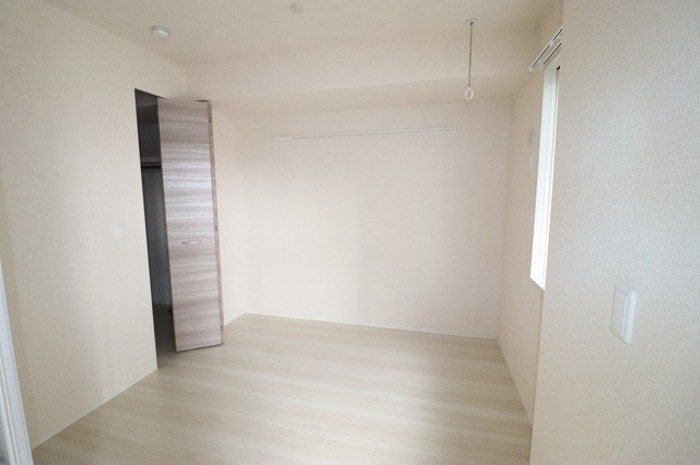 アベニール ベッドルーム