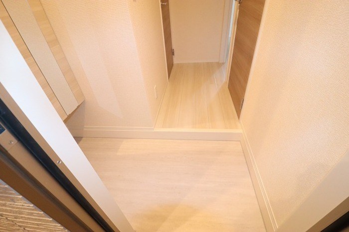 アベニール 玄関