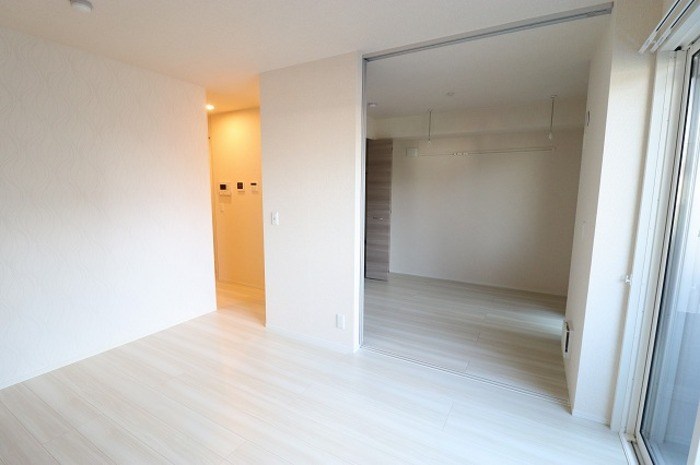 アベニール リビング