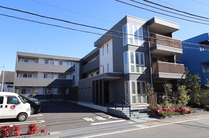 アベニール 203号室 外観