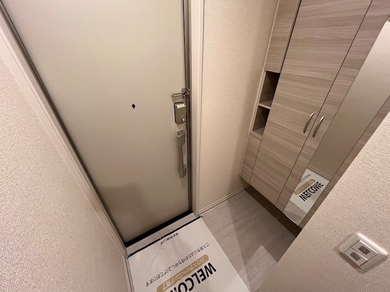 アベニール 玄関