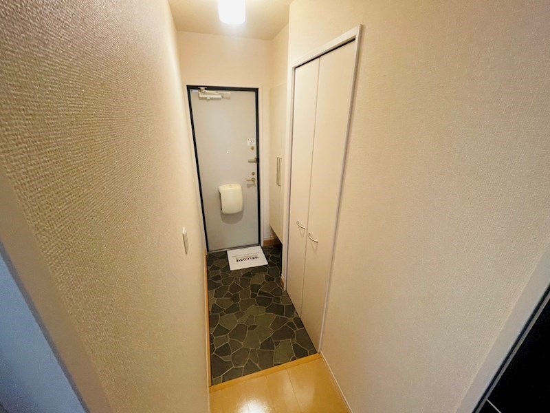 ルミエール（舎人） 玄関