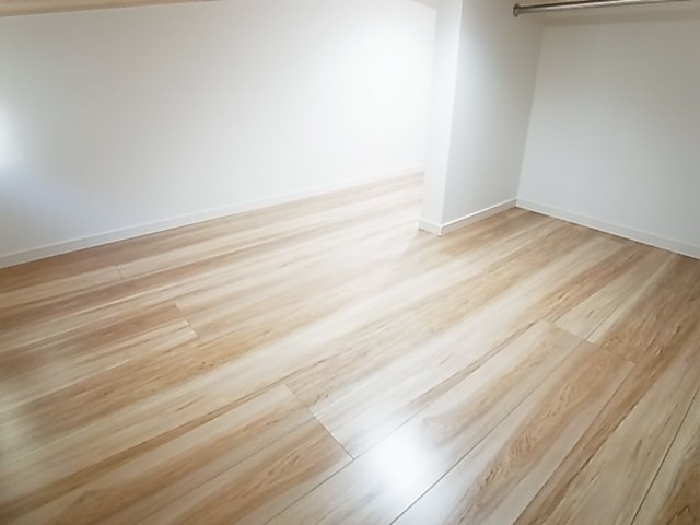 プレミアハイツ六町 ベッドルーム