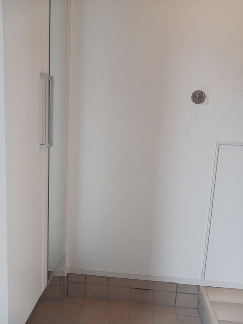 パーシモンＮ 玄関