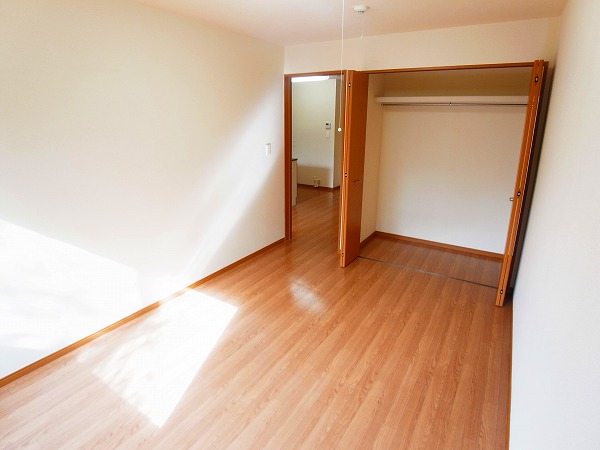 サンマルサンＢ ベッドルーム